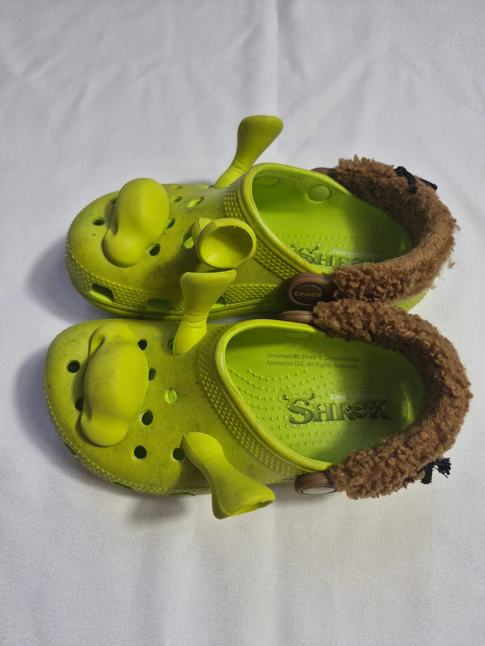 Crocs Classic DreamWorks Shrek Clog Kids in Lime Punch iconic ears 13